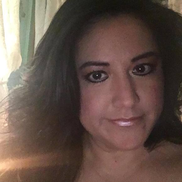 Meet your Posher, Dana - Picture 1 of 1